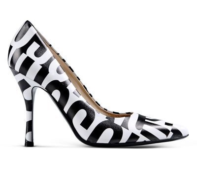 Stilettos Closed-toe slip-ons de Moschino